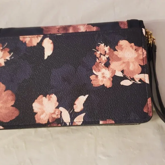 Victoria’s Secret Floral Print Wristlet Wallet - Picture 3 of 6